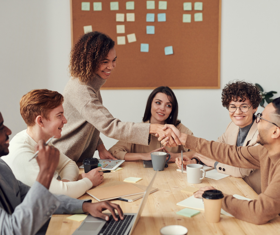 8 Steps to Collaborate Effectively in the Workplace [2023]